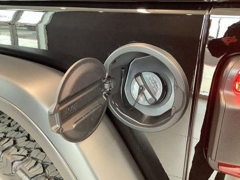 New 2026 Jeep Wrangler Unlimited Rubicon image 20