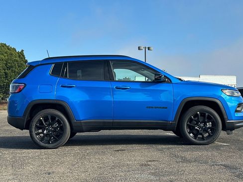 New 2026 Jeep Compass Latitude AWD/4WD image 2