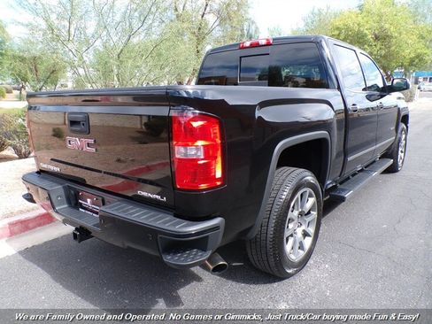 Used 2015 GMC Sierra 1500 Denali w/ Driver Alert Package AWD/4WD image 6