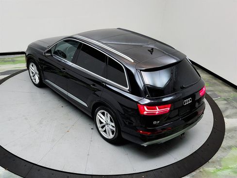Used 2018 Audi Q7 3.0T Prestige AWD/4WD image 37