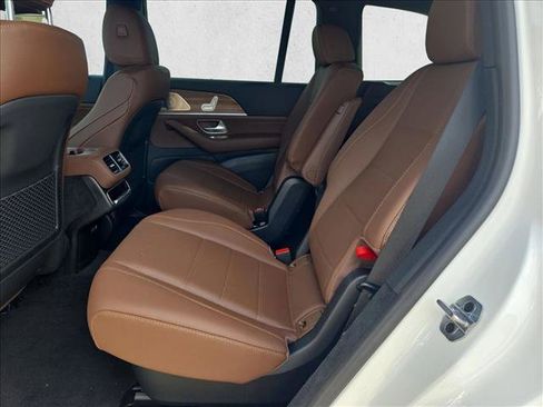 Certified 2026 Mercedes-Benz GLS 450 4MATIC image 16