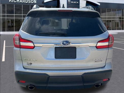 Used 2022 Subaru Ascent Touring AWD/4WD image 7
