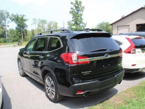 Used 2019 Subaru Ascent Touring AWD/4WD image 4
