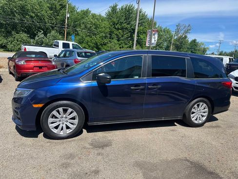 Used 2019 Honda Odyssey LX image 3