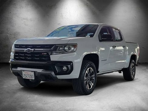 Used 2021 Chevrolet Colorado Z71 AWD/4WD image 5
