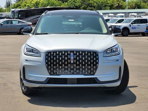 New 2026 Lincoln Corsair Grand Touring image 3