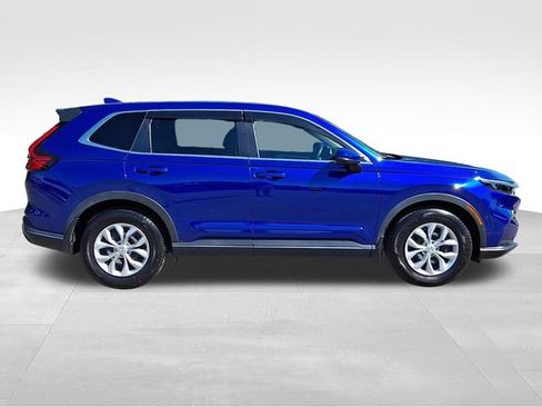 Used 2025 Honda CR-V LX image 9