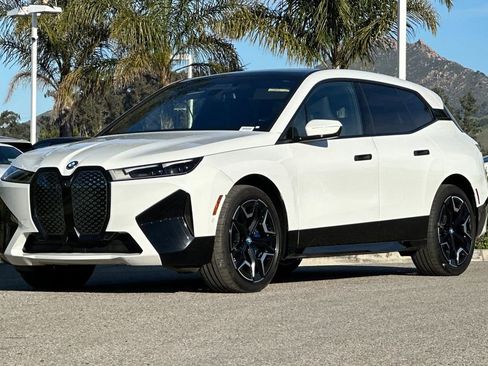 Used 2024 BMW iX xDrive50 w/ Sport Package image 7