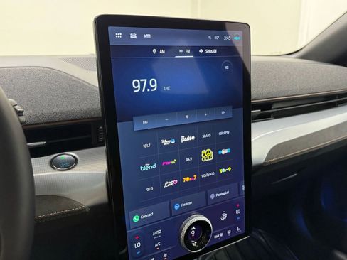 Used 2023 Ford Mustang Mach-E GT image 33