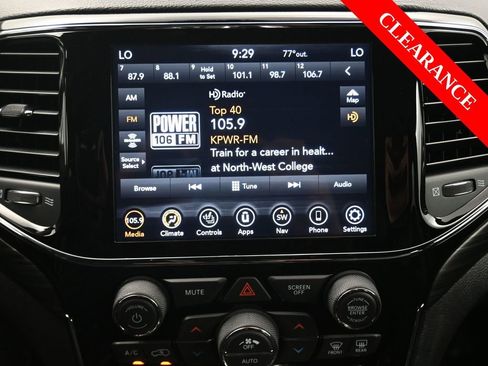 Used 2022 Jeep Grand Cherokee Laredo X image 25