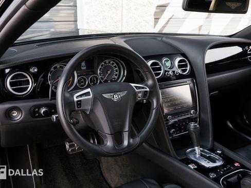 Used 2014 Bentley Flying Spur W12 image 24