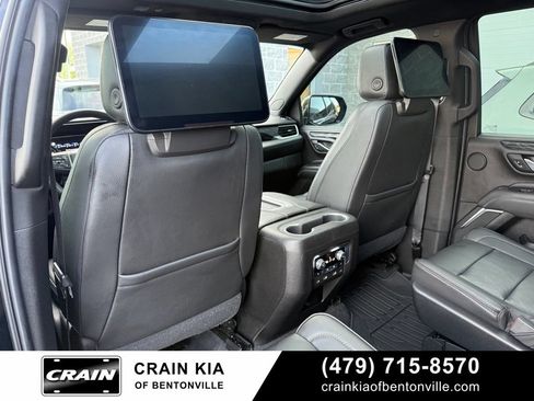 Used 2021 GMC Yukon Denali w/ Denali Premium Package AWD/4WD image 26