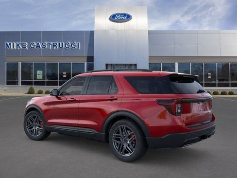New 2026 Ford Explorer ST-Line w/ ST-Line Street Pack AWD/4WD image 4
