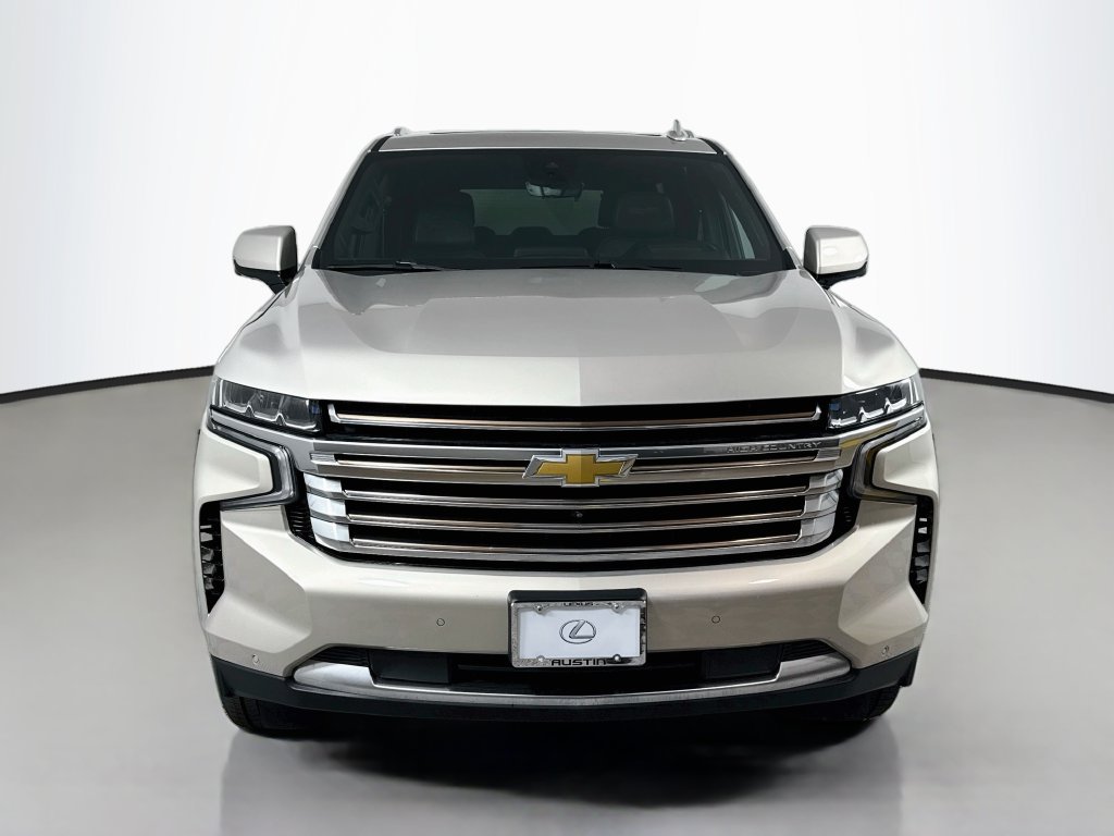 Used 2024 Chevrolet Tahoe High Country AWD/4WD image 2