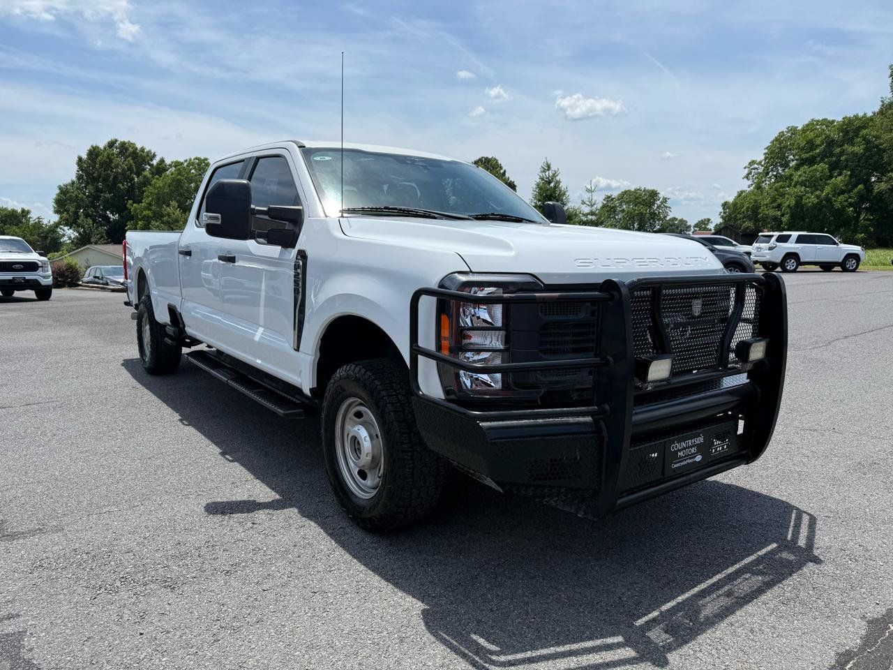 Used 2023 Ford F250 XL w/ XL Off-Road Package AWD/4WD image 9
