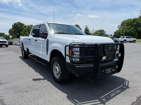 Used 2023 Ford F250 XL w/ XL Off-Road Package AWD/4WD image 9