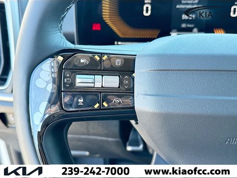 New 2026 Kia Sorento LX FWD image 35