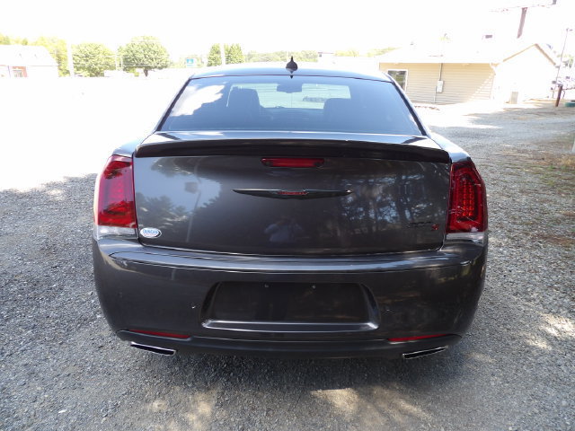 Used 2022 Chrysler 300 S w/ Comfort Group RWD image 4