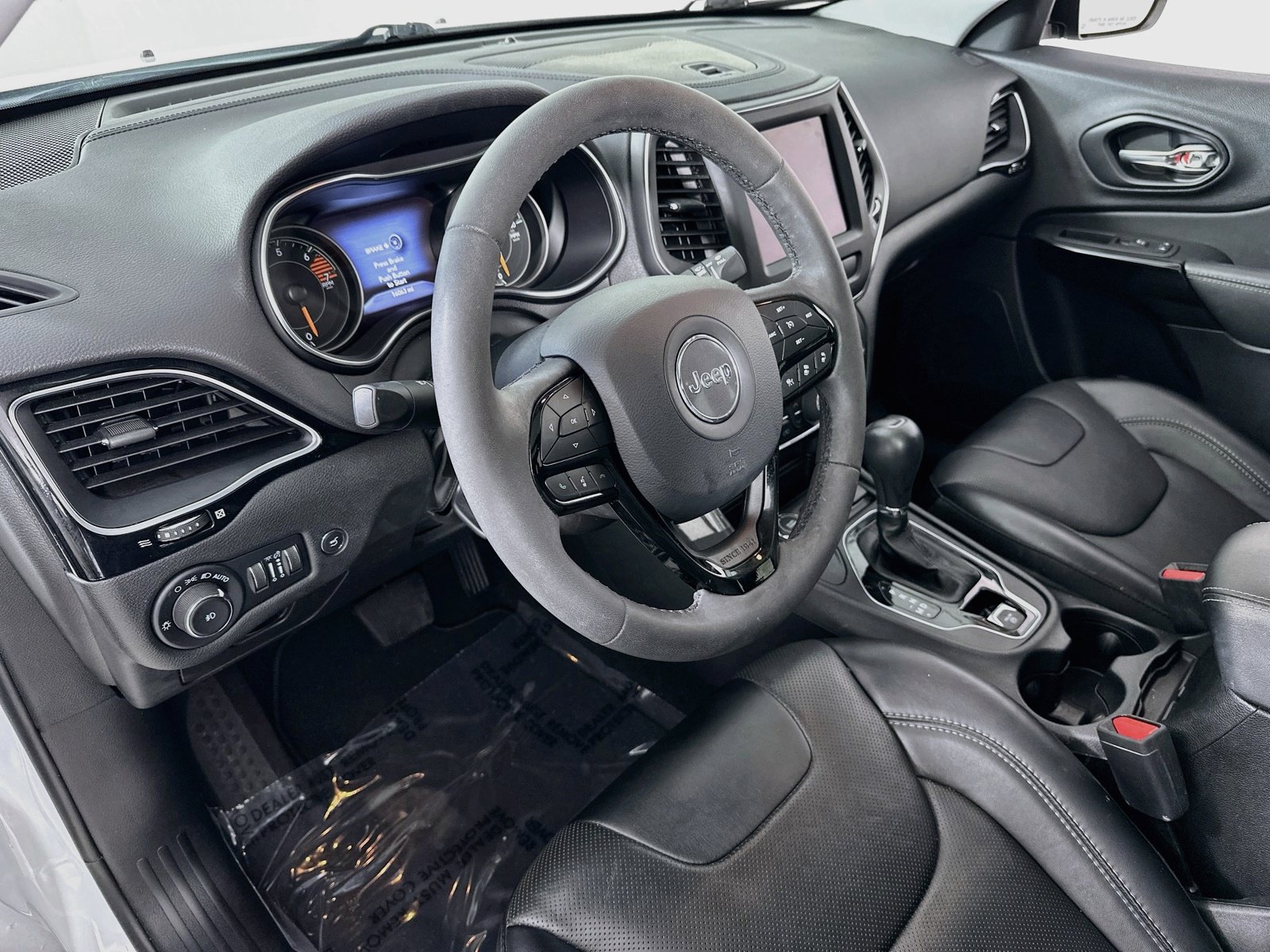 Used 2023 Jeep Cherokee Altitude Lux w/ Lux Elite Package AWD/4WD image 9