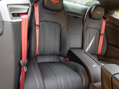 Used 2022 Bentley Continental GT AWD/4WD image 24