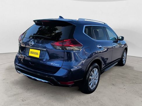 Used 2018 Nissan Rogue SV AWD/4WD image 5