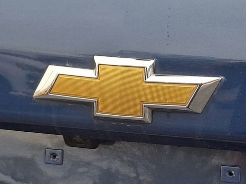 Used 2024 Chevrolet Equinox LS FWD image 21