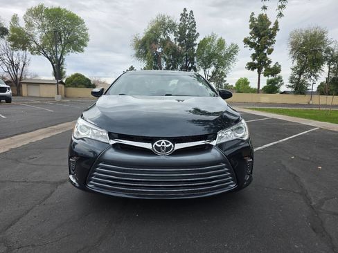 Used 2017 Toyota Camry XLE image 11