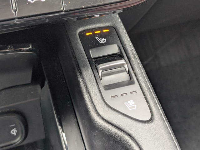 Certified 2024 Kia Telluride SX Prestige AWD/4WD image 29