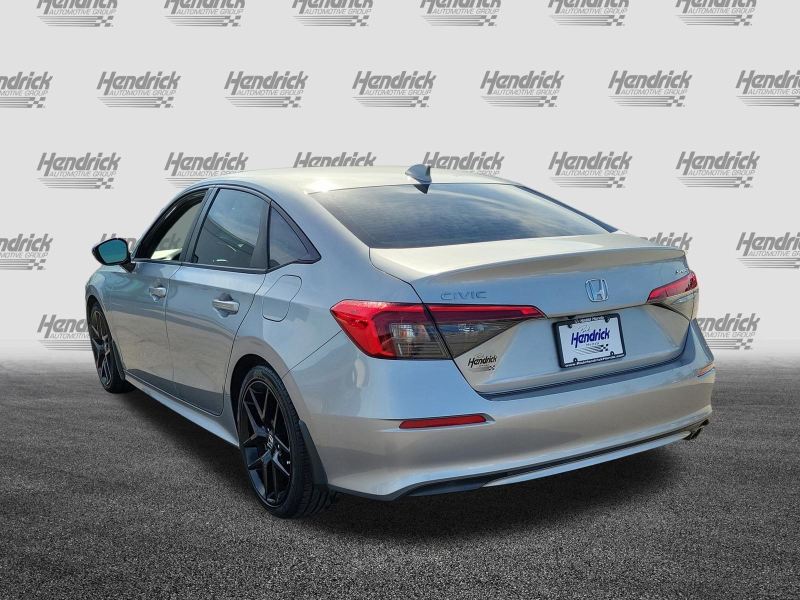 Used 2022 Honda Civic Sport image 5