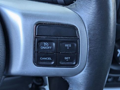 Used 2017 Jeep Compass Latitude image 24