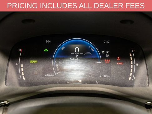 Used 2025 Toyota Camry SE FWD image 16