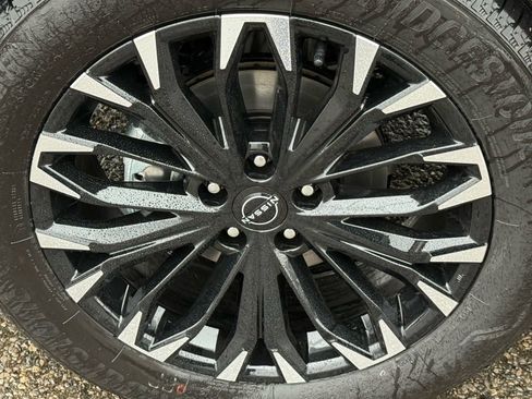 New 2026 Nissan Rogue SV AWD/4WD image 10