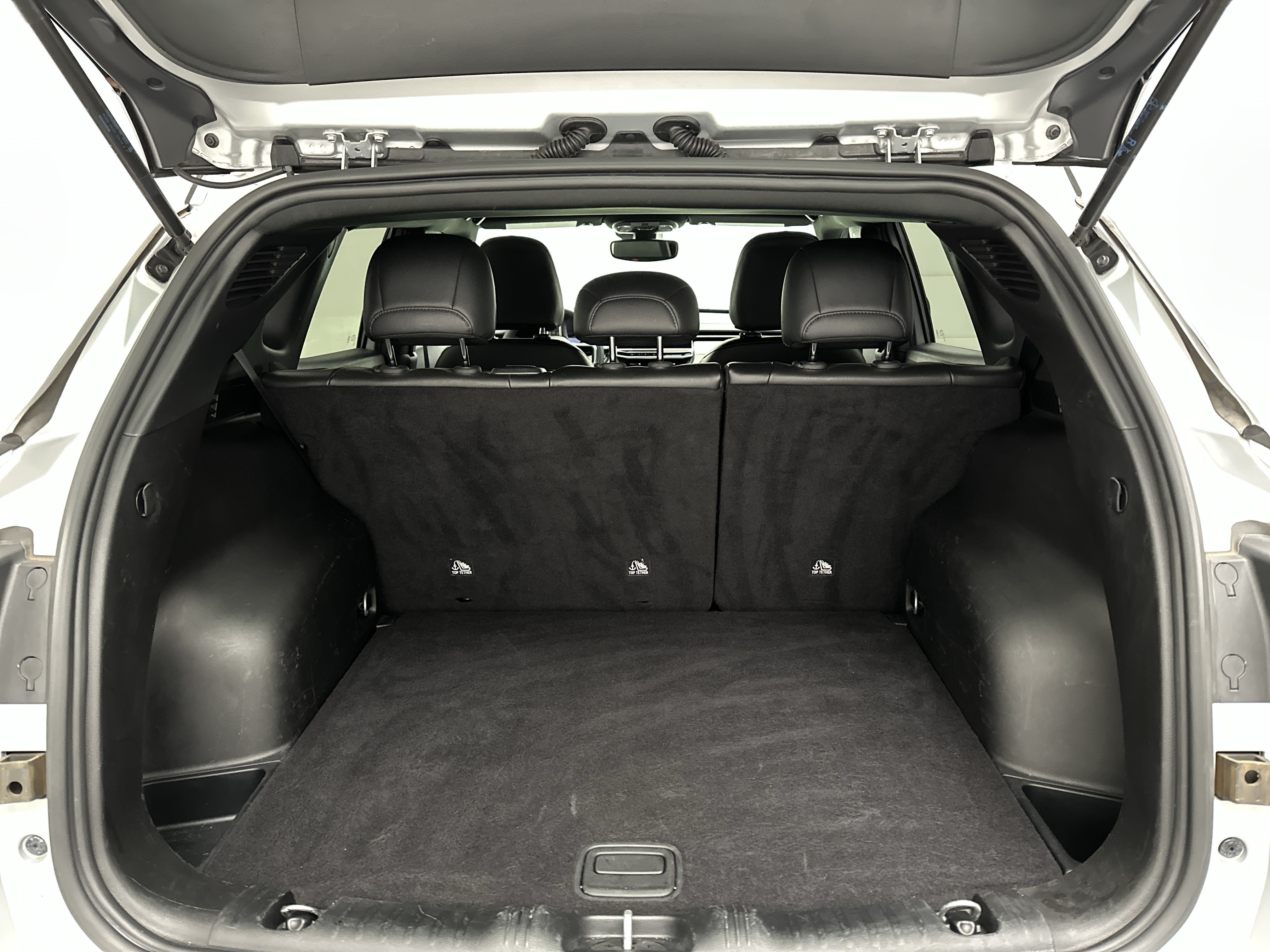 Used 2025 Jeep Compass Limited AWD/4WD image 12