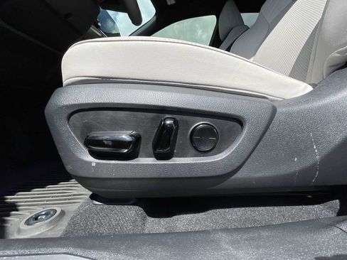 Used 2024 Lexus RX 350 Premium FWD image 14