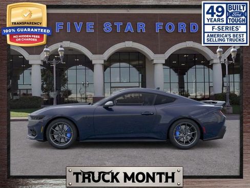 New 2025 Ford Mustang Dark Horse image 4