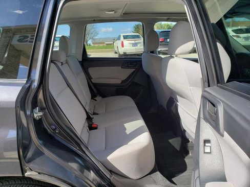 Used 2015 Subaru Forester 2.5i Premium w/ All-Weather Package image 17