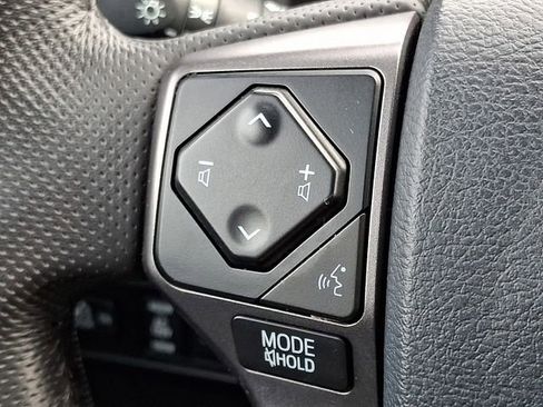 Used 2019 Toyota Tacoma TRD Sport image 20