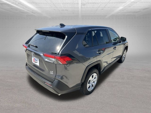 Used 2023 Toyota RAV4 LE AWD/4WD image 8