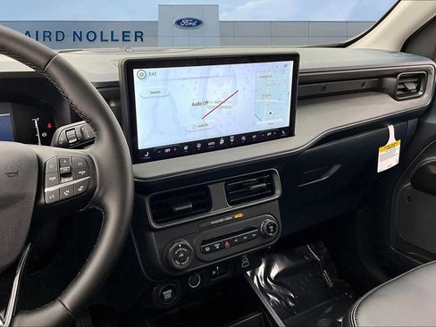 New 2026 Ford Maverick Lariat w/ Black Appearance Package image 6