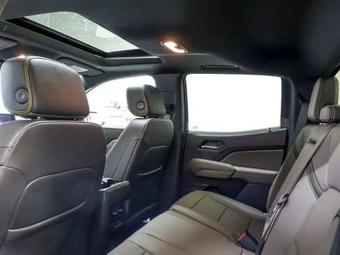 New 2026 Chevrolet Colorado ZR2 AWD/4WD image 13