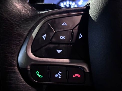 Used 2022 Jeep Renegade Latitude w/ Convenience Group image 17