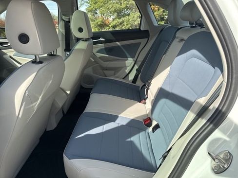 Certified 2025 Volkswagen Jetta SE image 23