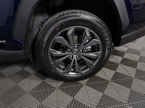 Used 2025 Toyota RAV4 XLE Premium image 14