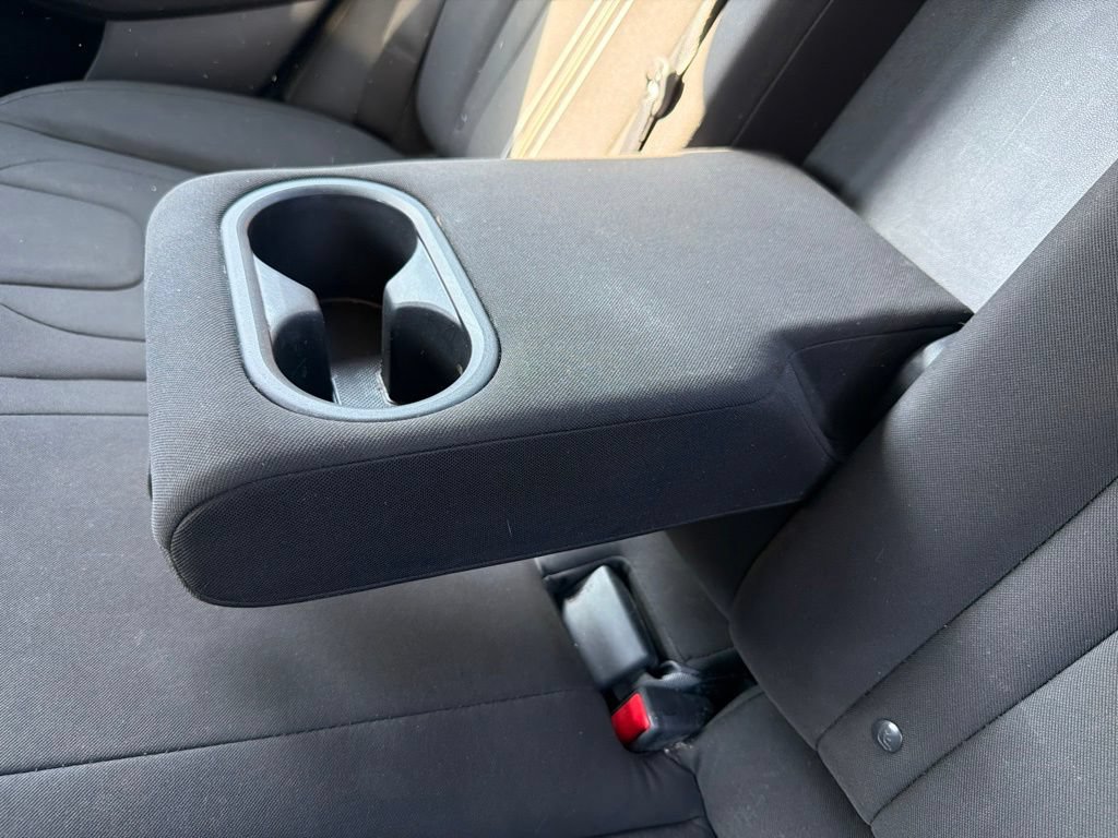 Used 2025 Hyundai Elantra SEL FWD image 22
