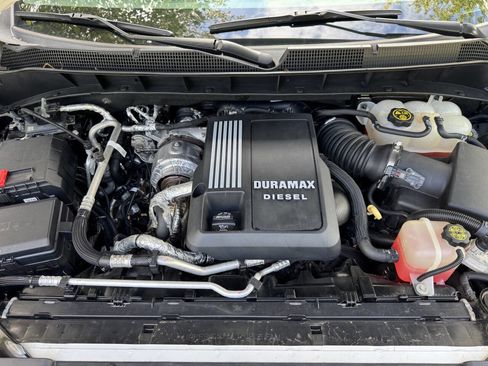 Used 2020 Chevrolet Silverado 1500 LT w/ All-Star Edition image 15