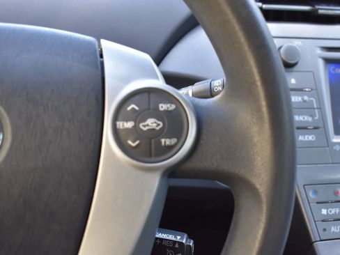 Used 2015 Toyota Prius Three FWD image 16