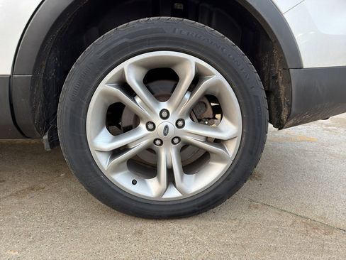 Used 2015 Ford Explorer Limited w/ Equipment Group 301A image 10