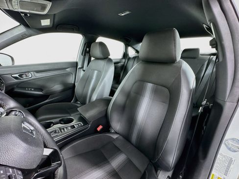 Certified 2024 Honda Civic Sport image 19