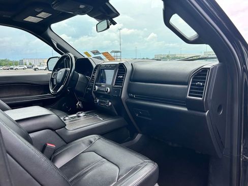 Used 2021 Ford Expedition Max Limited AWD/4WD image 10