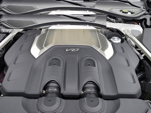 Used 2024 Bentley Continental GT V8 image 19